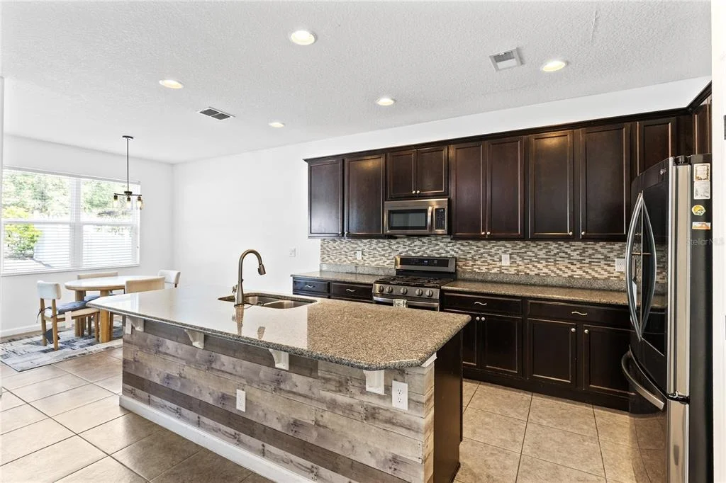 Photo of 873 HARING LANE