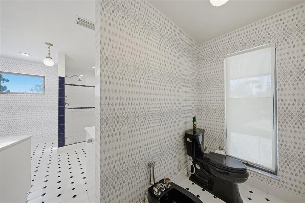 Photo of 4460 NORTHSHORE DRIVE