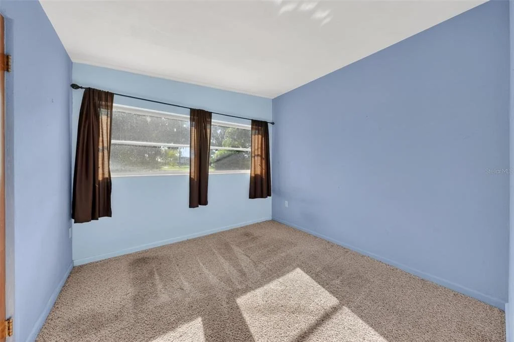 Photo of 710 TWIN OAKS LANE