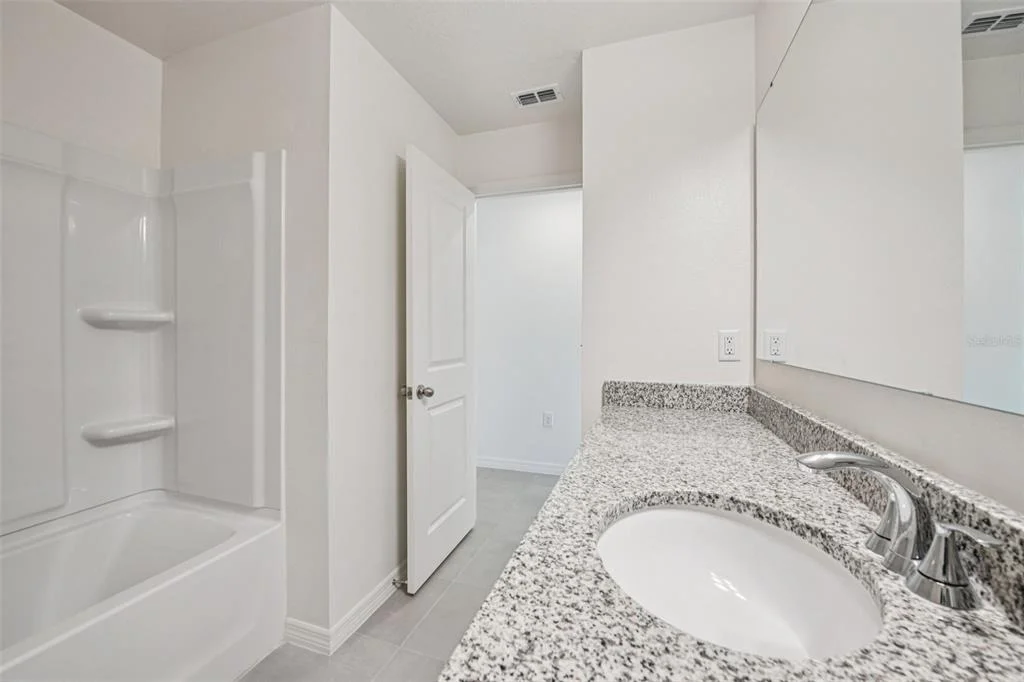 Photo of 20404 LAVENDER BLOOM LOOP