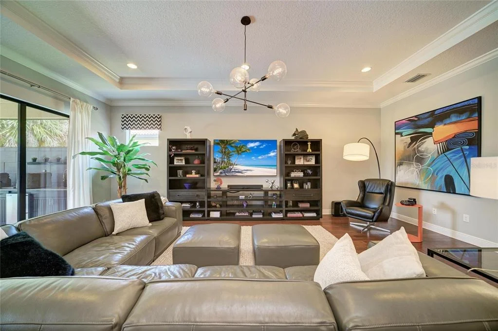 Photo of 10121 MARBELLA DRIVE