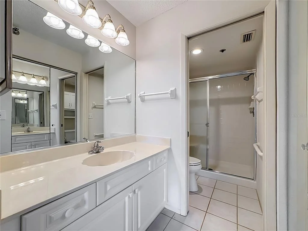 Photo of Unit 607 at 3740 PINEBROOK CIRCLE