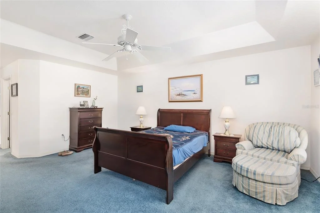 Photo of 999 NE 120 PLACE
