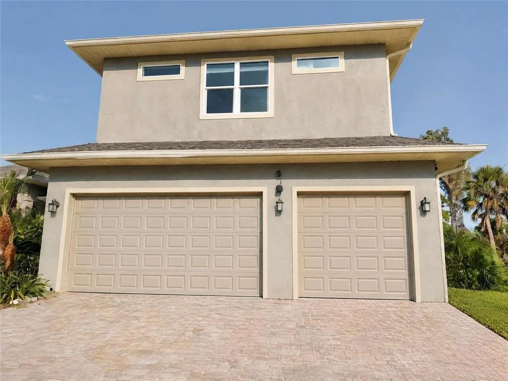 Photo of 935 LINDEN ROAD