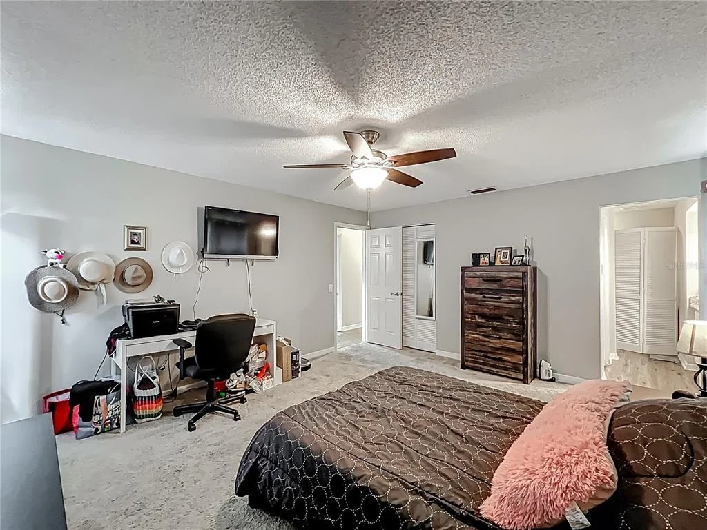 Photo of 340 VAIL DRIVE
