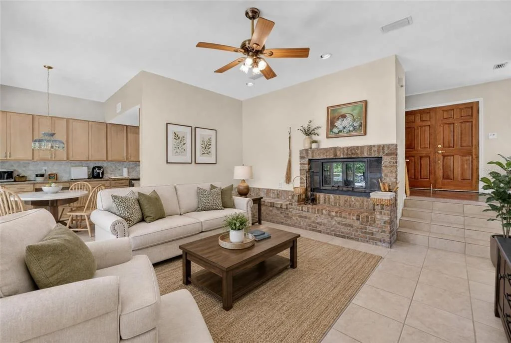 Photo of 325 NW 80TH BOULEVARD