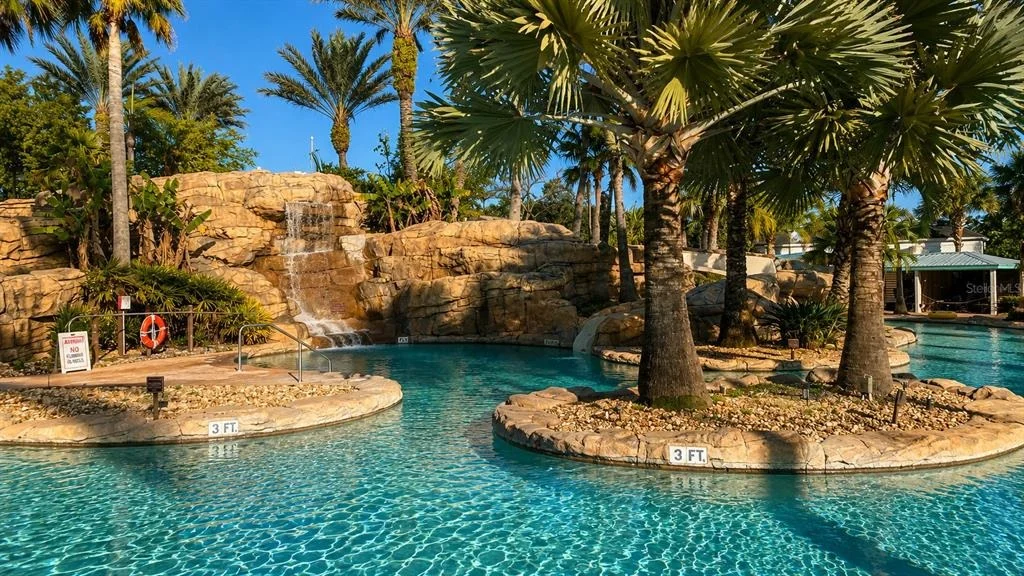 Photo of 560 MUIRFIELD LOOP