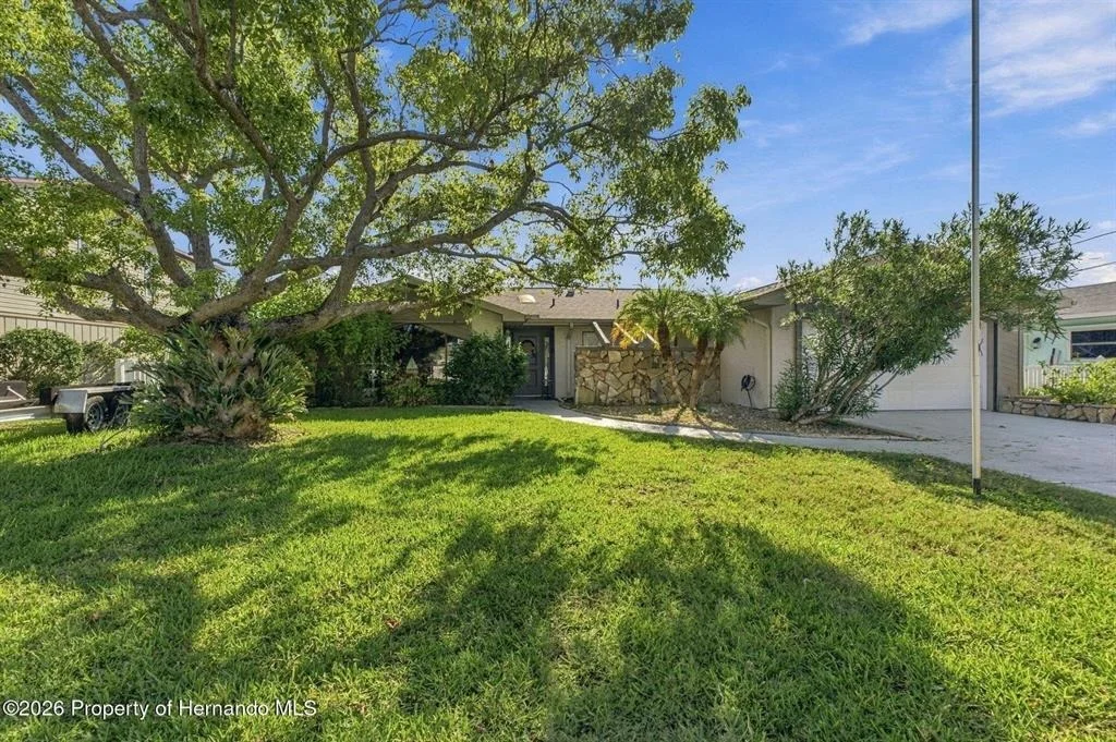 Photo of 4108 DAISY DRIVE