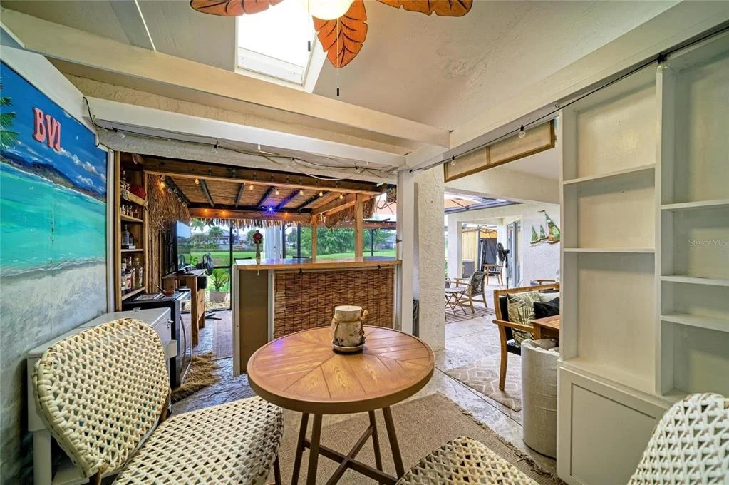 Photo of 6604 STONE RIVER ROAD