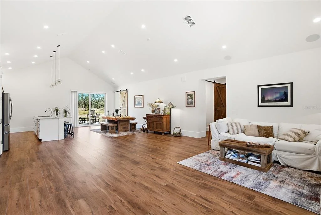 Photo of 9797 COUNTY ROAD 305