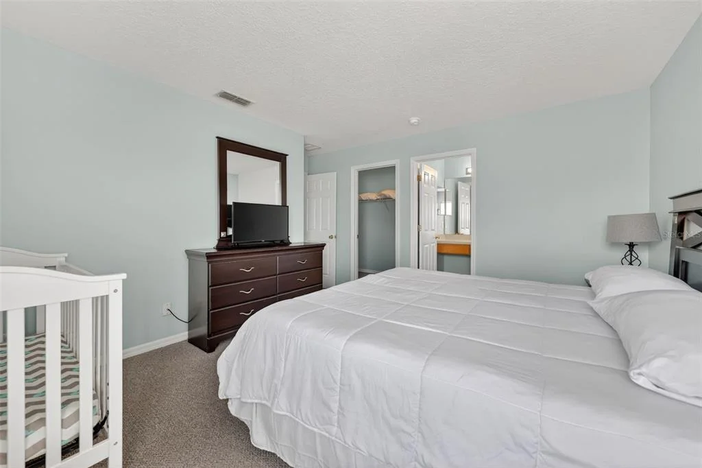 Photo of 928 SOLANA CIRCLE