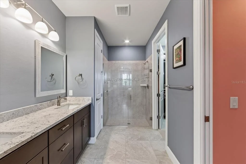 Photo of 6927 HOLBROOK COVE