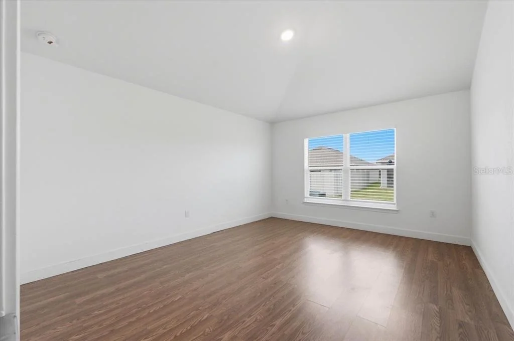 Photo of 851 VIENNA DRIVE