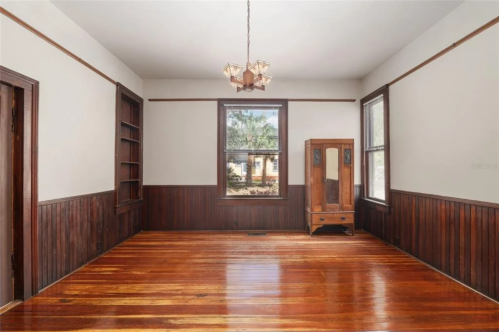 Photo of 306 NE 3RD STREET