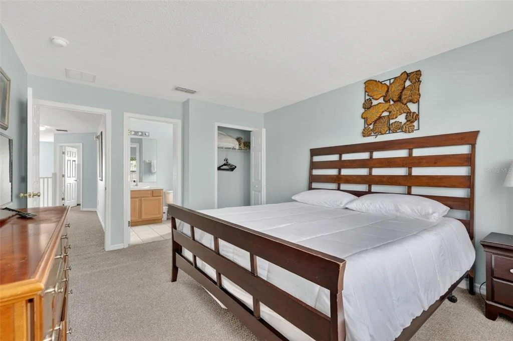 Photo of 928 SOLANA CIRCLE
