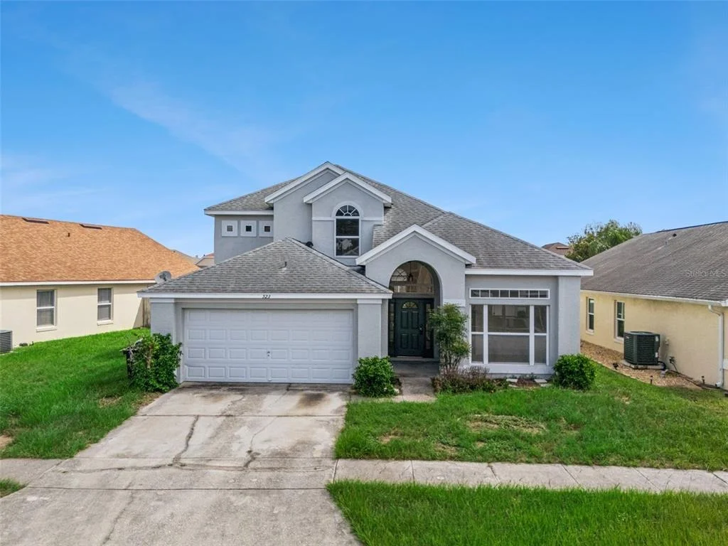 Photo of 523 ROCHESTER LOOP