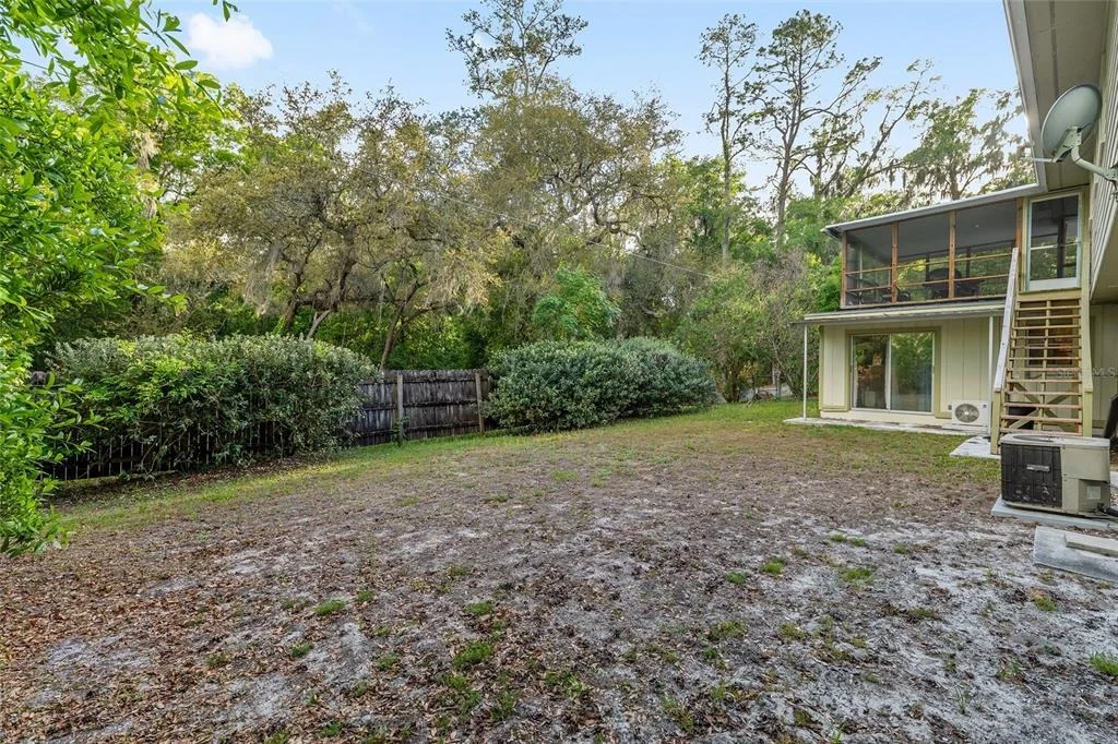 Photo of 505 NW 37TH PLACE