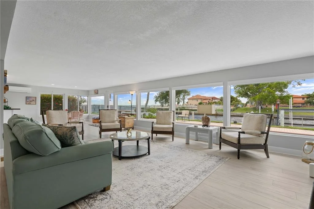 Photo of 2211 PALM TREE DRIVE