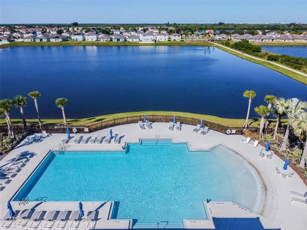 Photo of 575 OCEAN SPRAY DRIVE
