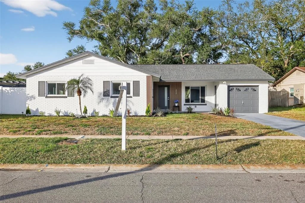 Photo of 8317 BOXWOOD DRIVE