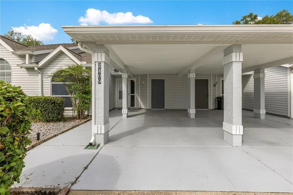 Photo of 2409 SE 18TH CIRCLE