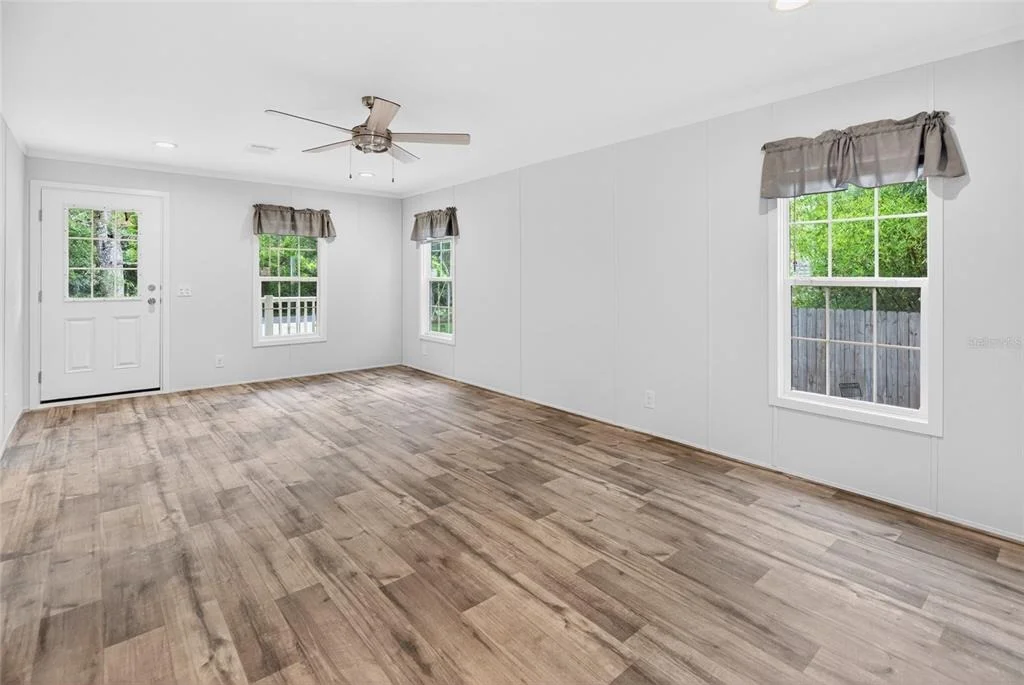 Photo of 17475 TAVERN ROAD