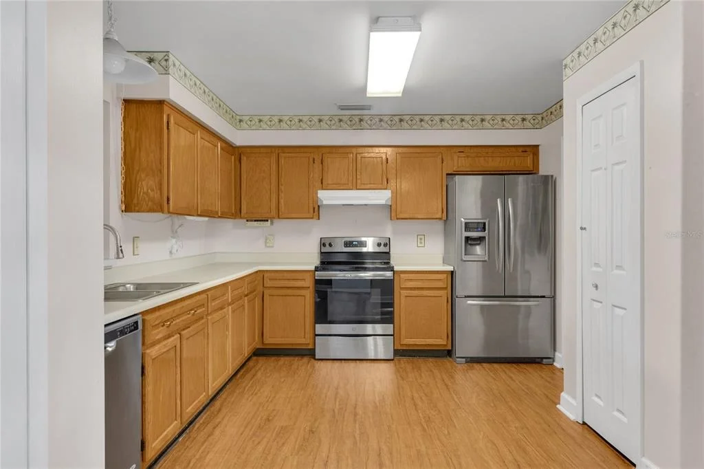 Photo of 611 SHERWOOD OAKS CIRCLE