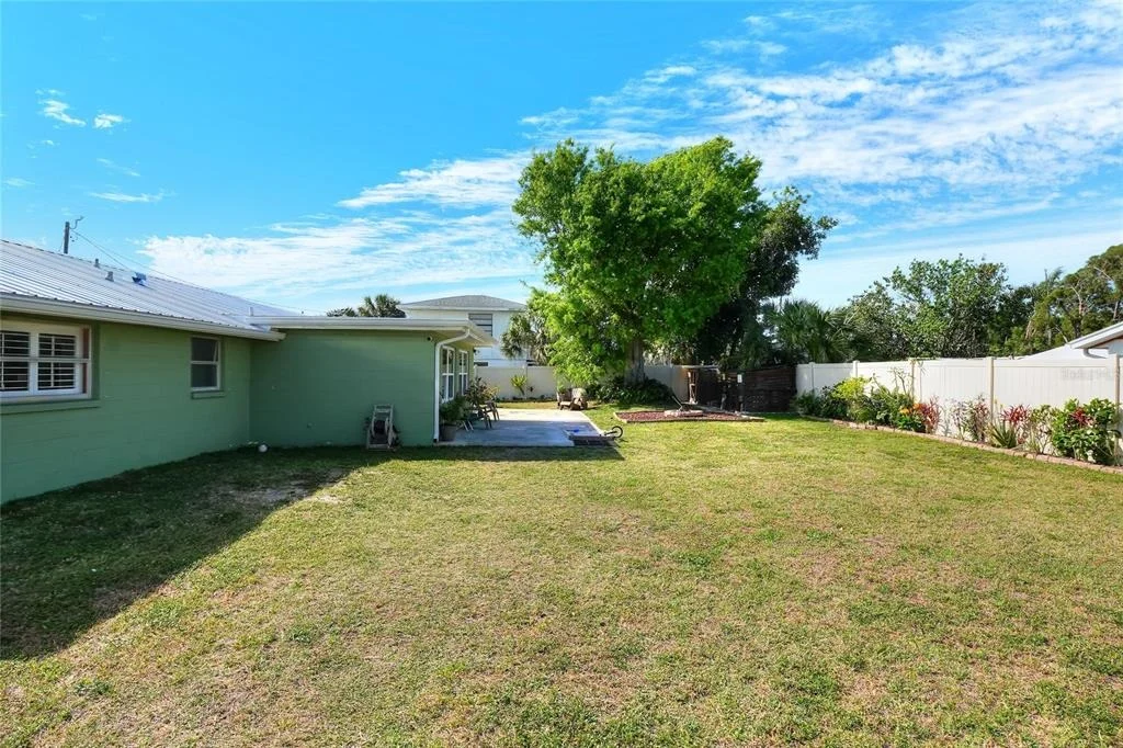Photo of 6108 FAIRWAY BOULEVARD
