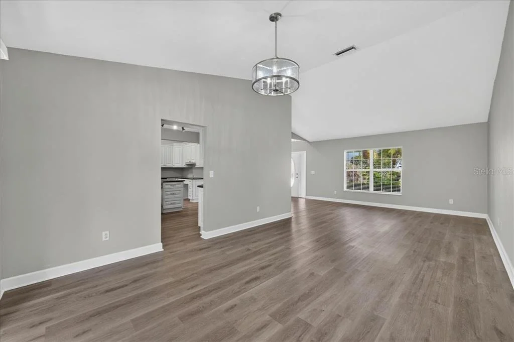 Photo of 854 CHRISTINA CIRCLE