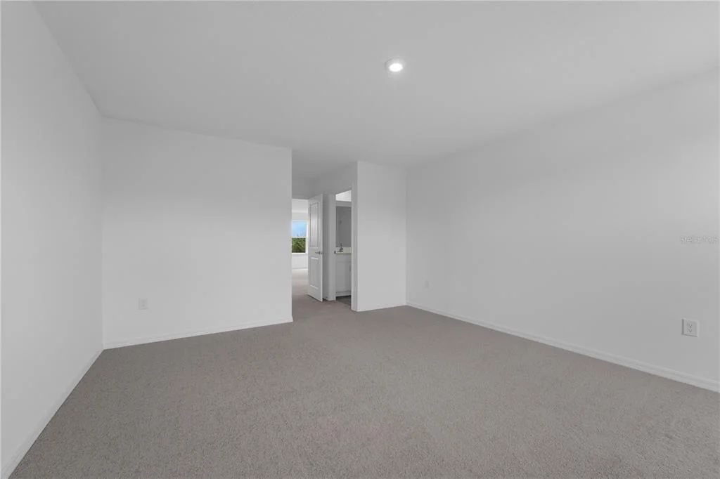 Photo of 6080 RIVER FARM AVENUE