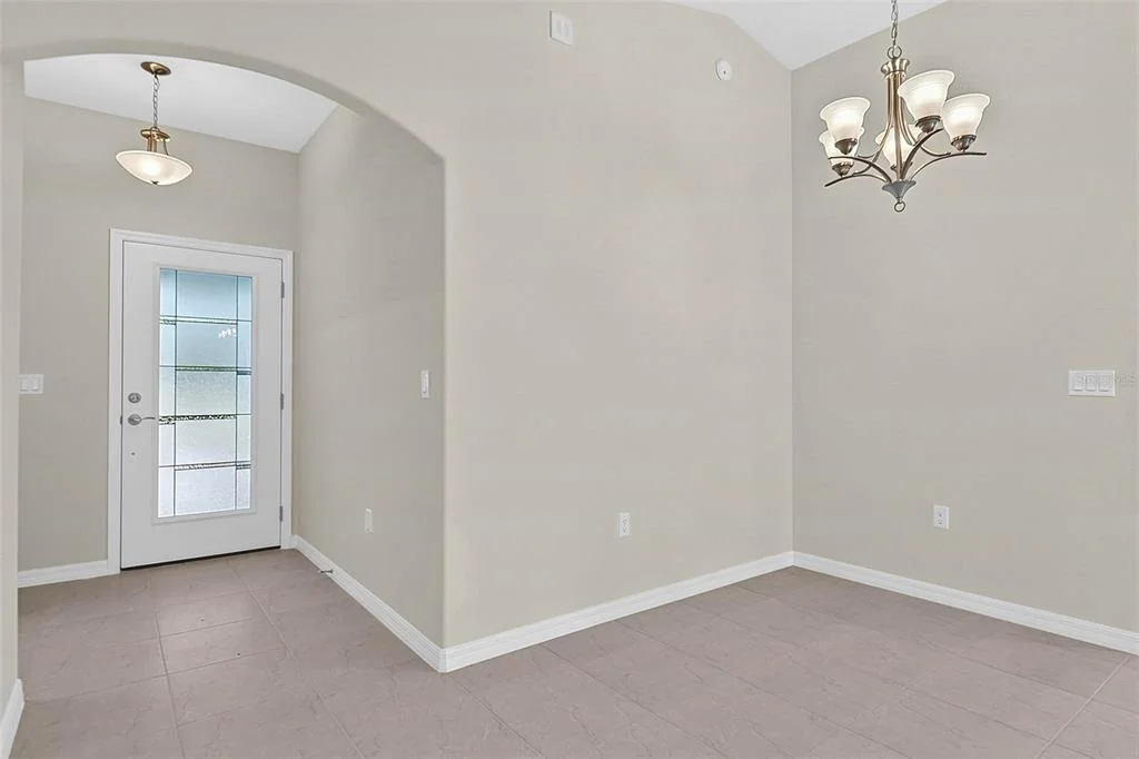 Photo of 52 ROXBORO DRIVE