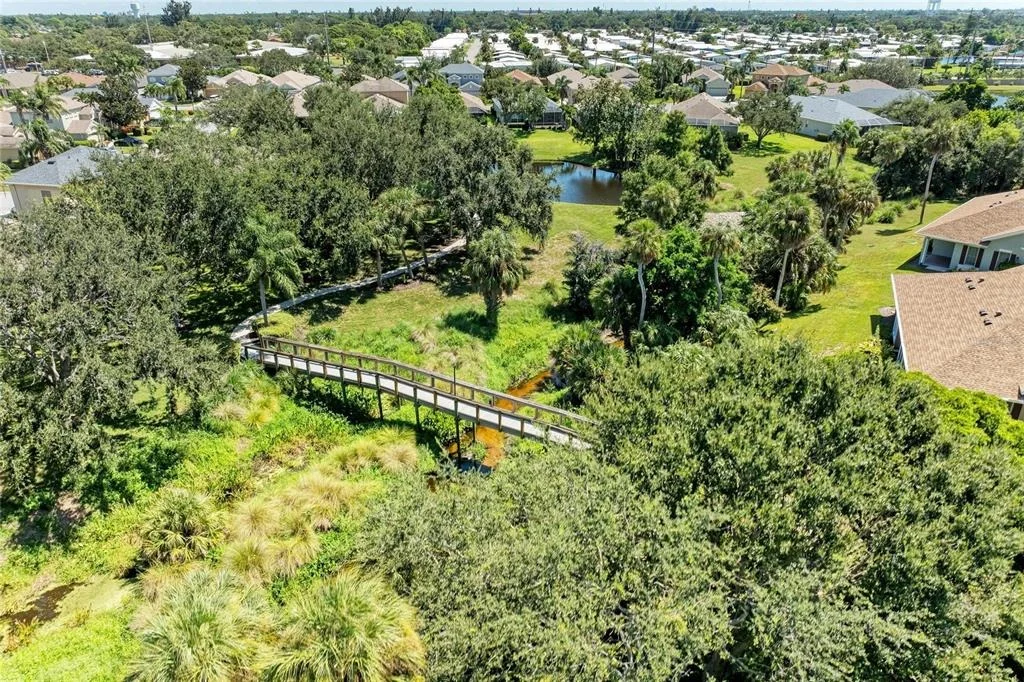 Photo of Unit 486 at 4024 OVERTURE CIRCLE