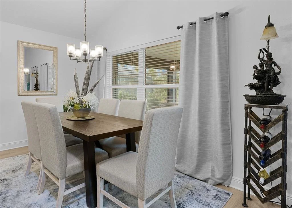 Photo of 3003 MONUMENT WAY
