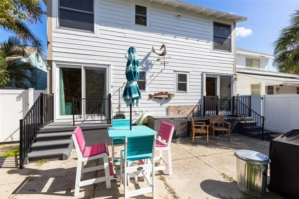 Photo of 104 6TH AVENUE