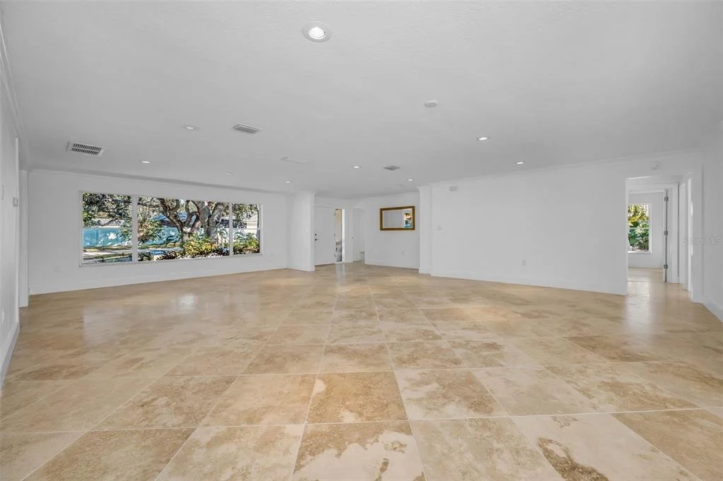Photo of 2391 ROBERTA LANE