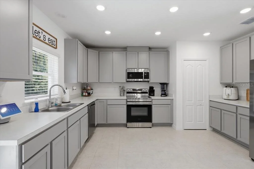 Photo of 4856 STEPHENS STREET