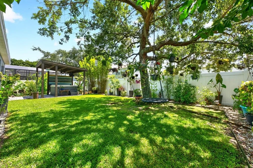 Photo of 1135 TOLUKE POINT