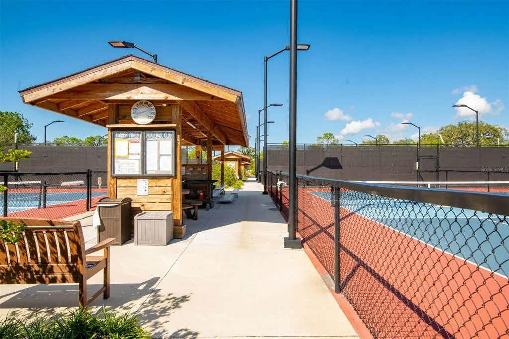Photo of 2552 CRYSTAL LAKE DRIVE