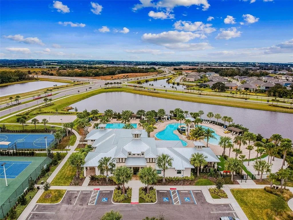 Photo of 6805 PARK STRAND DRIVE