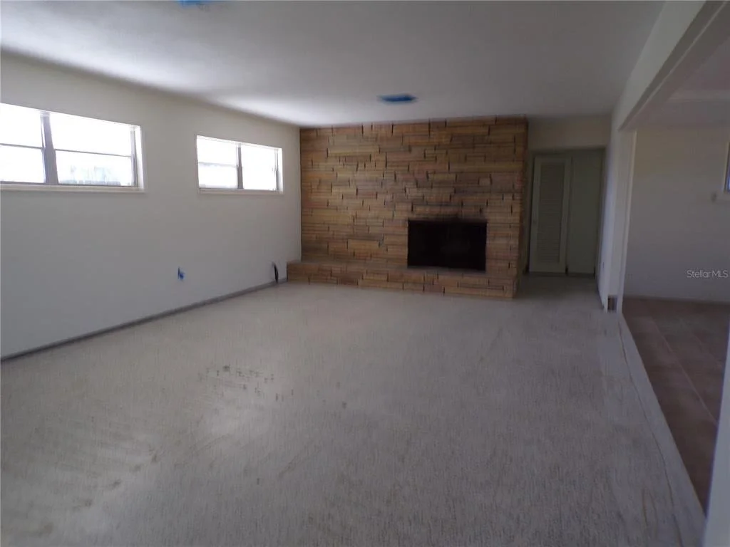 Photo of 1124 SUNSET DRIVE