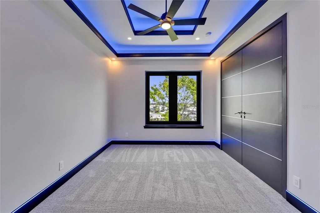 Photo of 6530 SIMONE SHORES CIRCLE