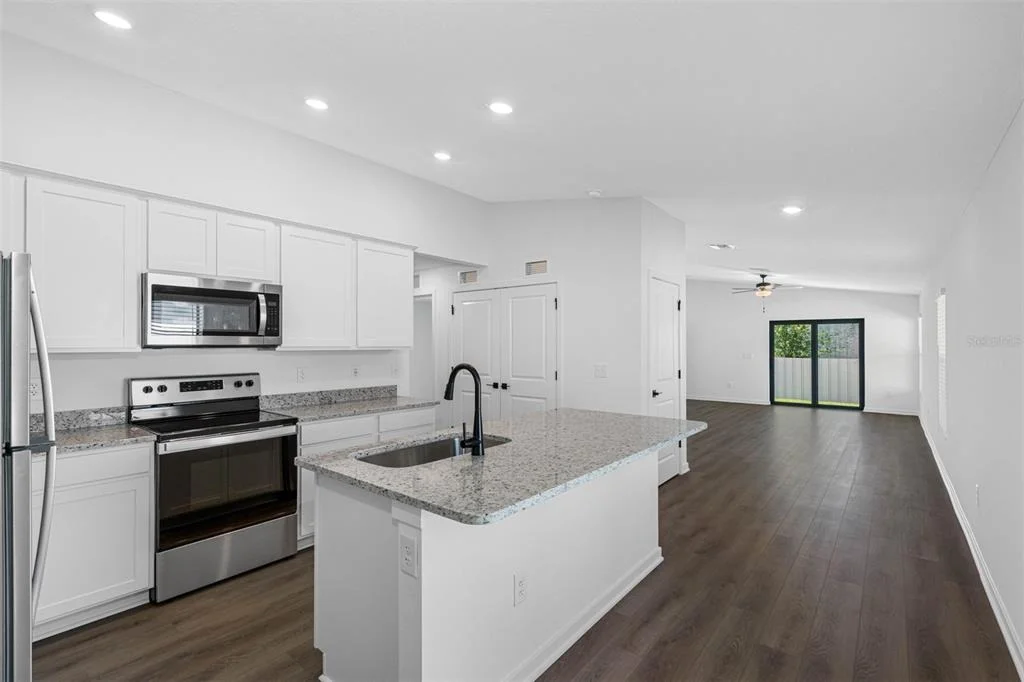 Photo of 7124 CANOPY LANE