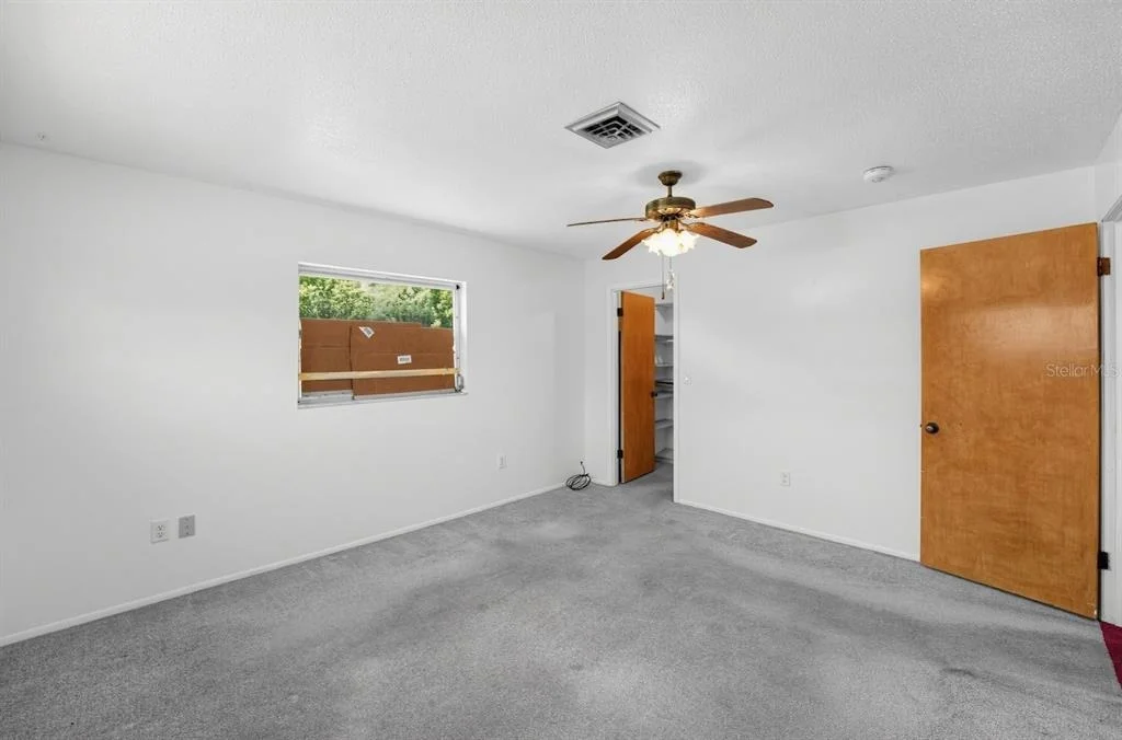 Photo of 520 CENTER ROAD