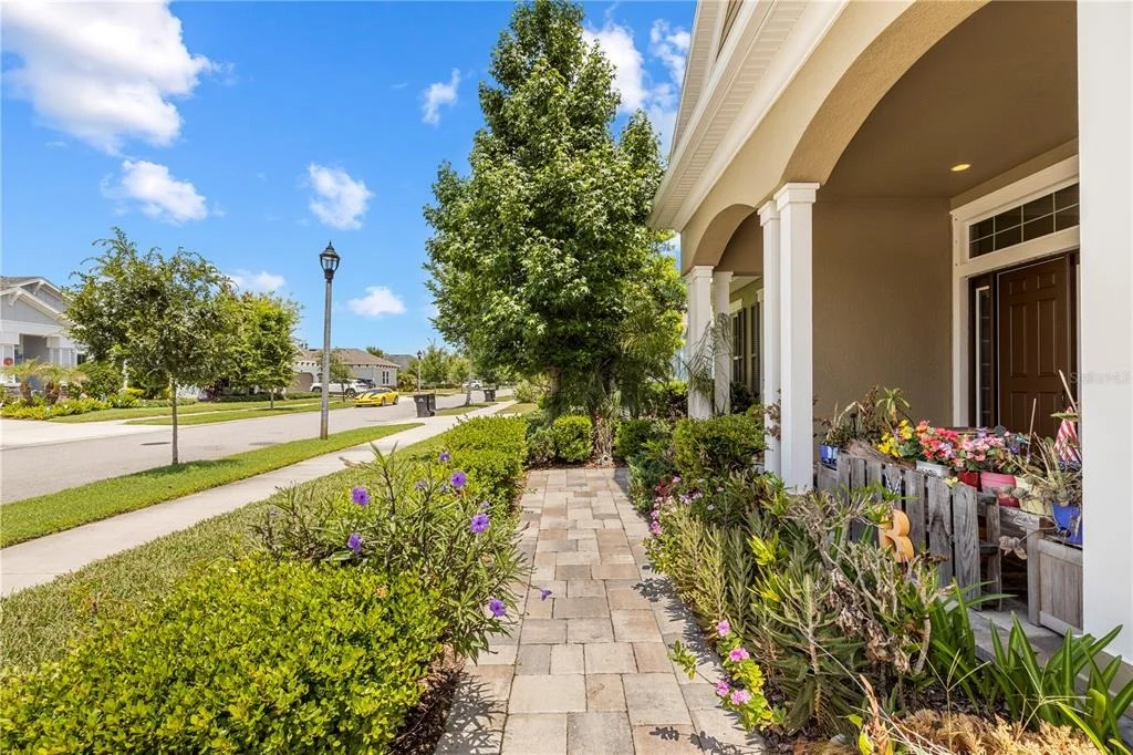 Photo of 16726 COURTYARD LOOP