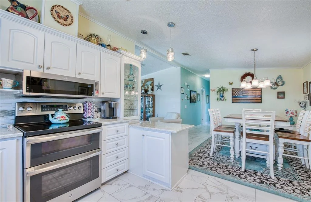 Photo of 214 DOLPHIN DRIVE N
