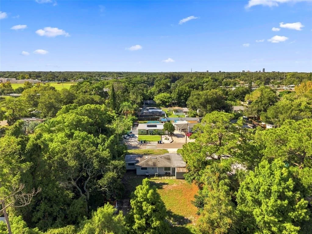 Photo of 660 DEXTER DRIVE