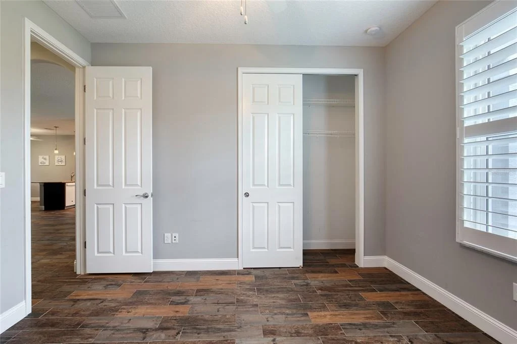 Photo of 56 THORNHILL CHASE CIRCLE