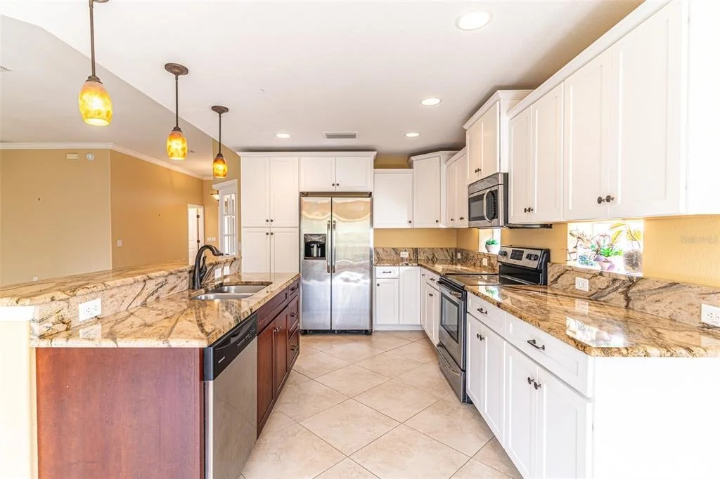 Photo of 3715 SEBRING PARKWAY