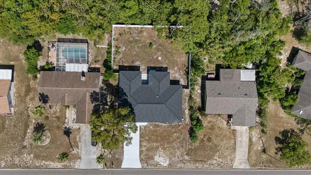 Photo of 12018 LINDEN DRIVE