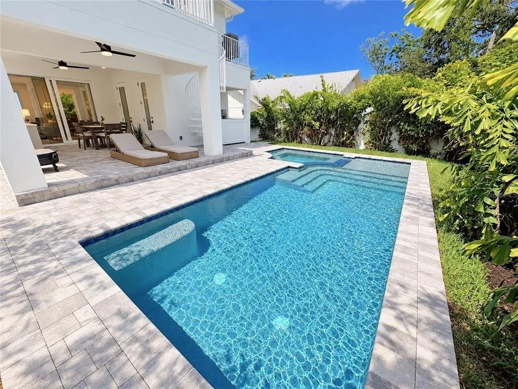 Photo of 1647 SIESTA DRIVE